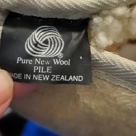 UGG Australia Tall Beige Pure New Wool Lined Leather Boots, Mens 6 Ladies 7 - Picture 9 of 10